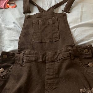 Shorts overall